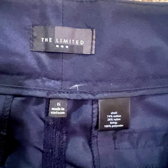 Dark Navy lace short shorts from The Limited - Picture 3 of 3